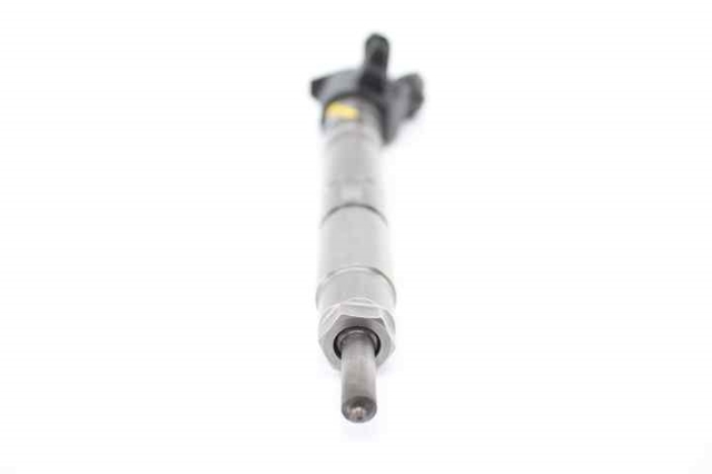 31303238 VOLVO Inyector de combustible  disponible Ourense