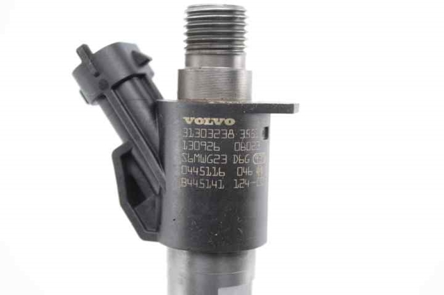 VOLVO 31303238 Inyector comprar Barcelona