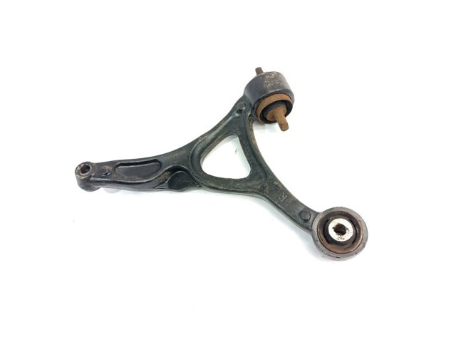 Brazo inferior derecho de la suspensión delantera 31304046 VOLVO