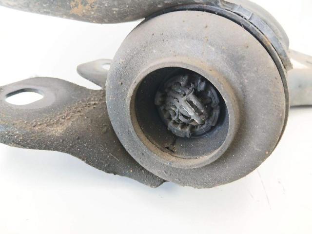 31317662 VOLVO Brazo inferior derecho de la suspensión delantera  comprar en Jaén