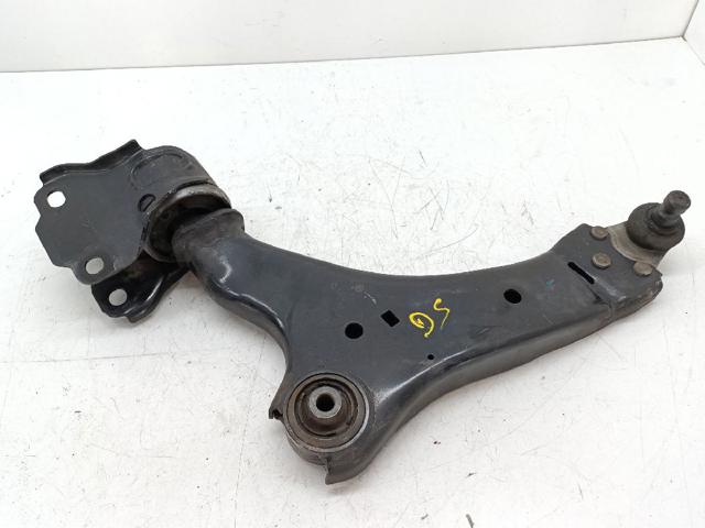 31317665 VOLVO Brazo inferior izquierdo de la suspensión delantera  comprar en Oviedo