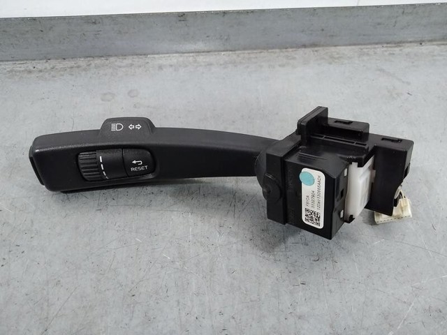 31327904 Volvo
