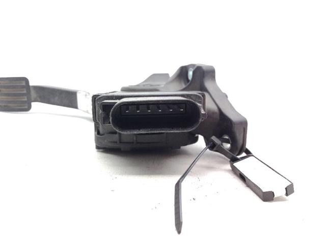 31329062 Pedal del acelerador comprar Sevilla