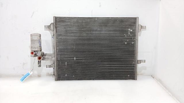 VOLVO 31332027 Condensador de aire acondicionado  disponible España