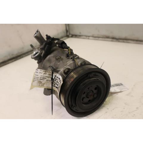 31332528 VOLVO Compresor de aire acondicionado  en stock Gandía