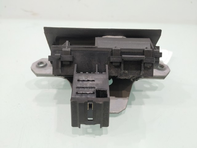 VOLVO 31335047 Cerradura de maletero comprar Pamplona