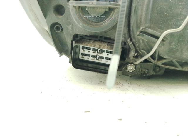 VOLVO 31335221 Faro izquierdo  en stock Terrassa