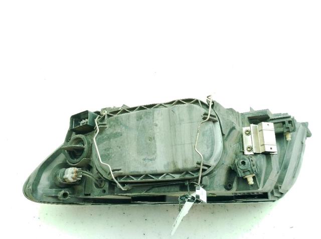 VOLVO 31335222 Faro derecho  comprar en Ponferrada