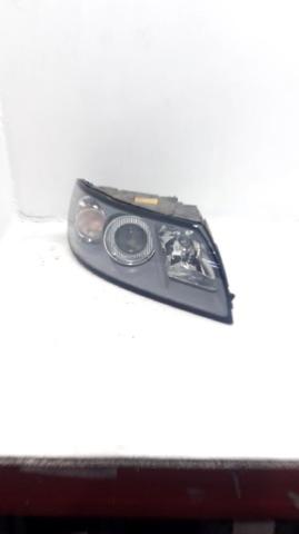 VOLVO 31335222 Faro derecho  disponible España
