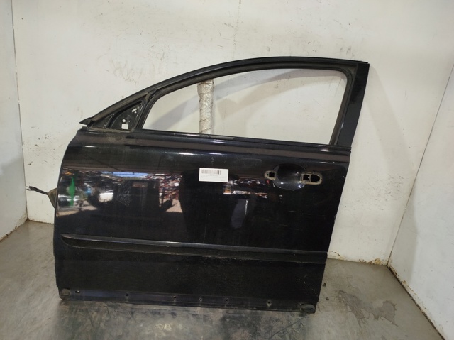 Puerta del conductor V50  familiar (2004-2012) original desde 185,86 €