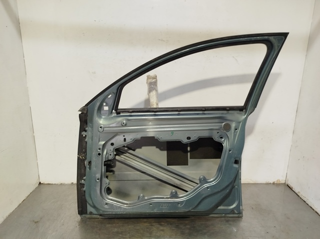 31335444 Puerta delantera derecha  comprar en Zaragoza