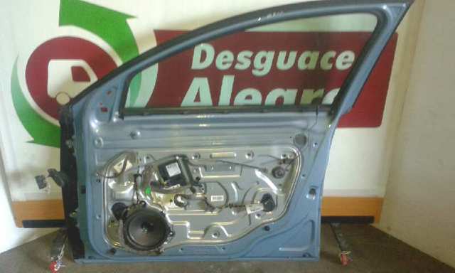 VOLVO 31335444 Puerta delantera derecha  disponible Valladolid