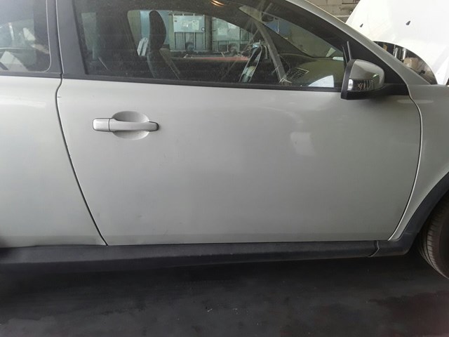 Puerta delantera derecha 31335484 Volvo