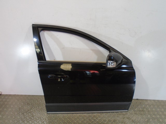 Puerta delantera derecha 31335589 Volvo