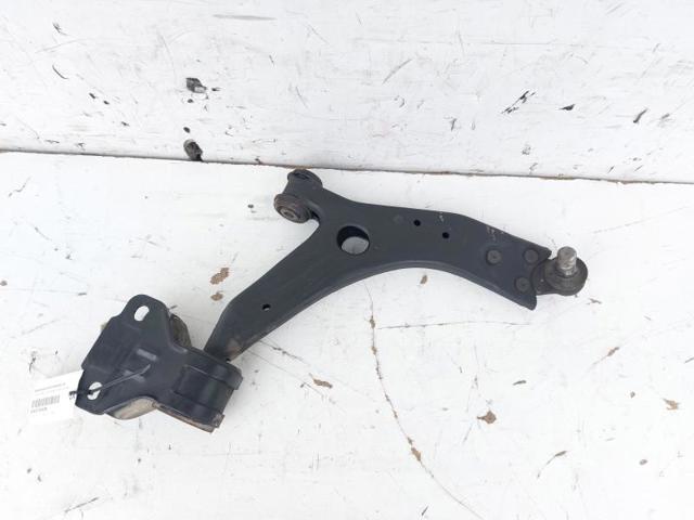 31340231 Brazo inferior derecho de la suspensión delantera  comprar en Reus