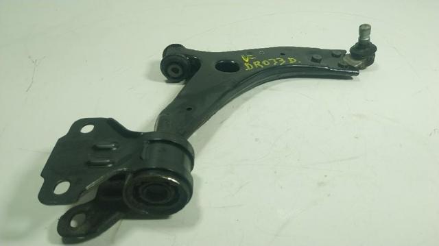 VOLVO 31340231 Brazo inferior derecho de la suspensión delantera comprar Pamplona