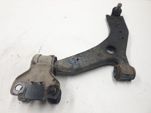 VOLVO 31340232 Brazo inferior izquierdo de la suspensión delantera  en stock Salamanca