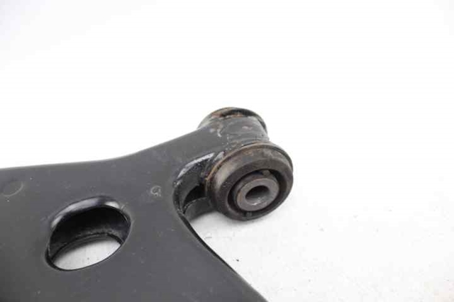VOLVO 31340232 Brazo inferior izquierdo de la suspensión delantera comprar Tarragona