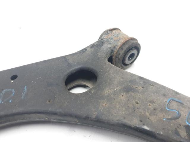 31340232 VOLVO Brazo inferior izquierdo de la suspensión delantera  comprar en Jaén