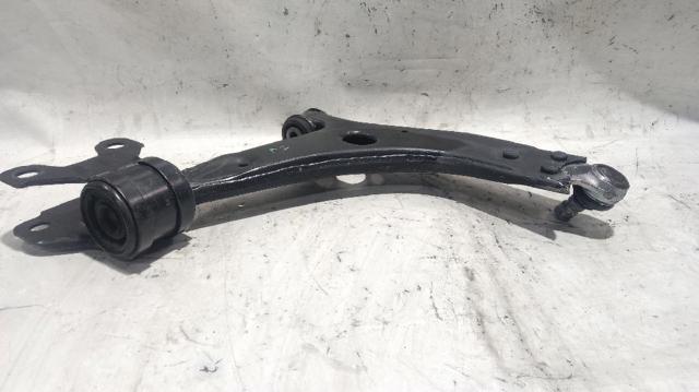 31340232 VOLVO Brazo inferior izquierdo de la suspensión delantera  disponible Vigo