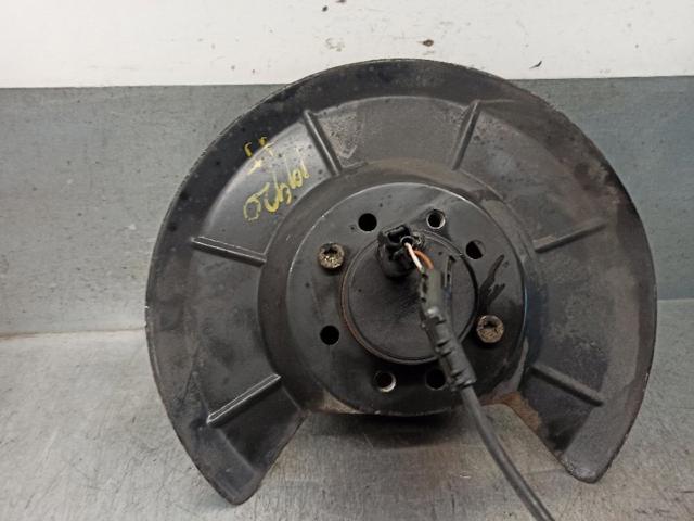 31340686 Cubo trasero  disponible Málaga