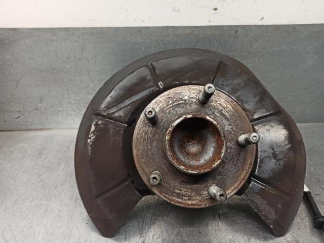 VOLVO 31340686 Cubo de rueda trasero  en stock Terrassa