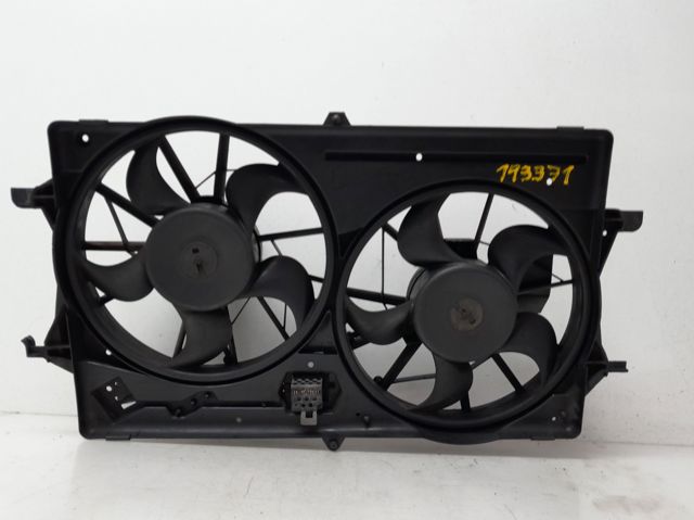 FORD 3135103332 Ventilador eléctrico de refrigeración completo (motor y hélice)  disponible Valladolid