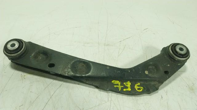 VOLVO 31360584 Brazo superior de suspensión trasera izquierdo/derecho  en stock Terrassa