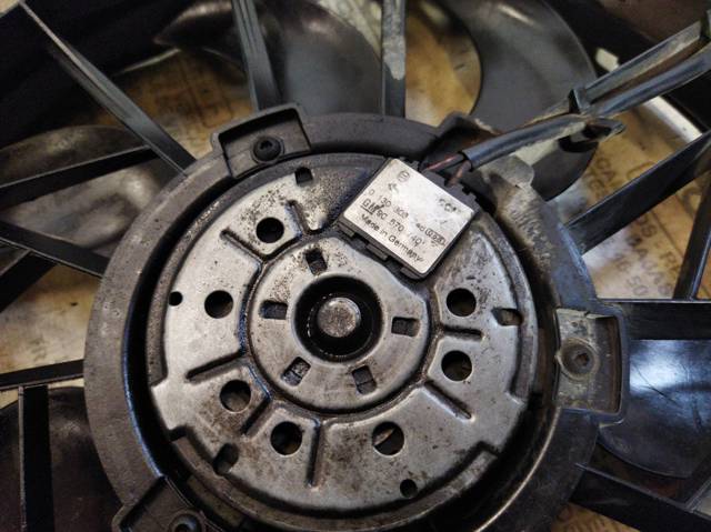 3136613267 OPEL Difusor del radiador de refrigeración con motor y hélice  comprar en Jaén