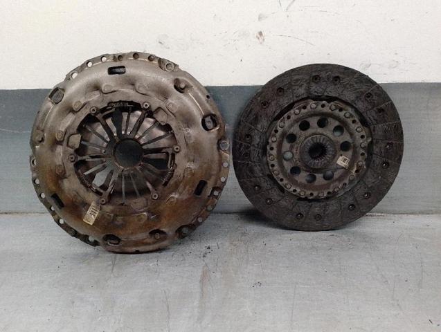 Embrague motor 31367641 VOLVO