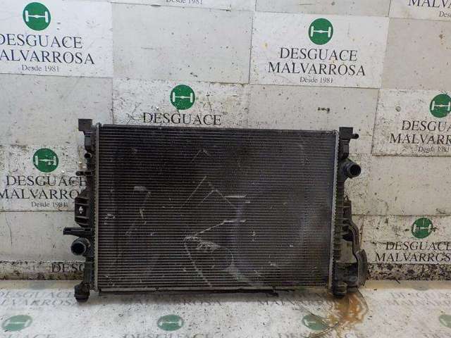 31368361 Radiador de refrigeración del motor  disponible Málaga