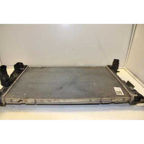 31368361 VOLVO Radiador de refrigeración del motor  comprar en Oviedo