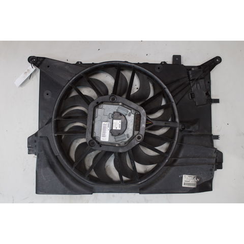 VOLVO 3137229010 Ventilador eléctrico de refrigeración completo (motor y hélice)  disponible Valladolid