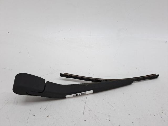 Brazo del limpiaparabrisas, luna trasera 31391756 VOLVO