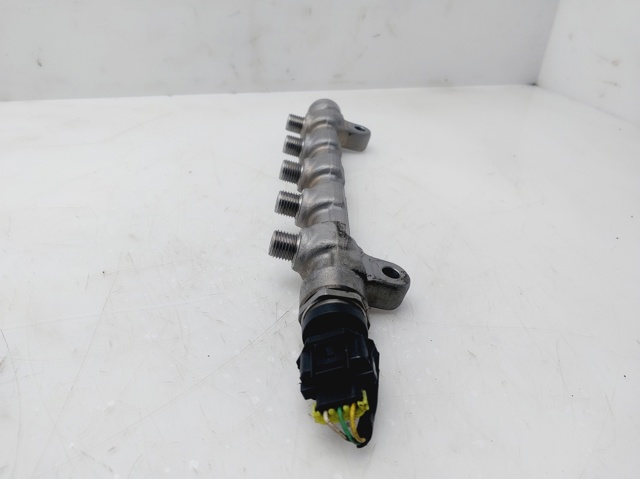 314002A420 Rampa de combustible  comprar en Zaragoza