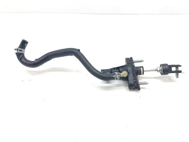 Cilindro maestro de embrague Toyota Auris E15