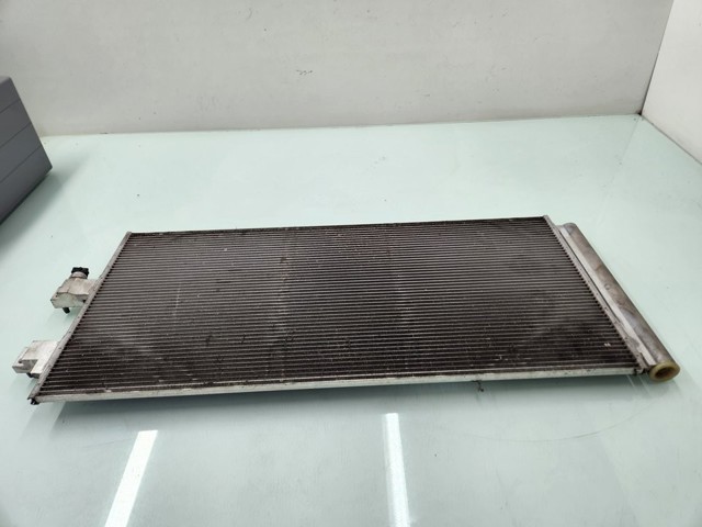 VOLVO 31439781 Condensador de aire acondicionado  comprar en Albacete