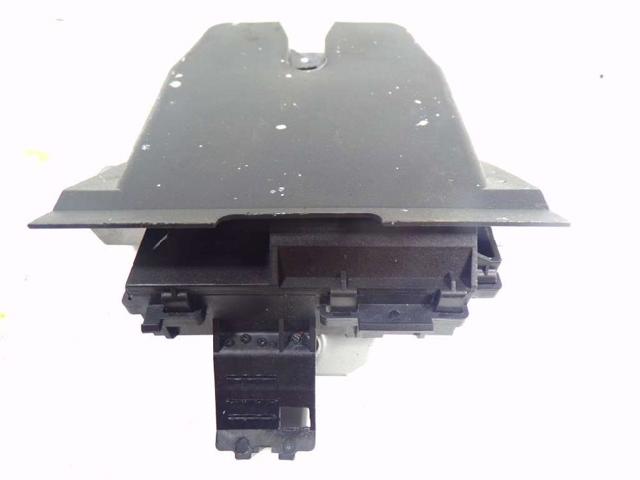 31440245 Cerradura de tapa de maletero  disponible Burgos