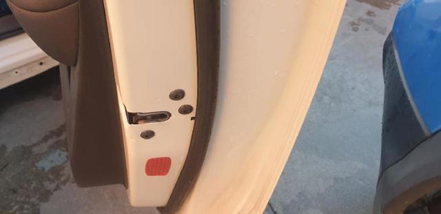 VOLVO 31440998 Cerradura de puerta delantera derecha comprar Tarragona