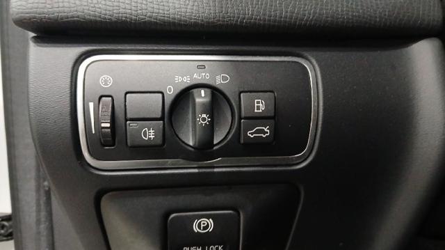31443839 Volvo