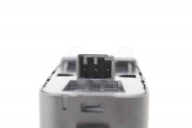 31453232 VOLVO Unidad de control de elevalunas delantera izquierda  comprar en Jaén