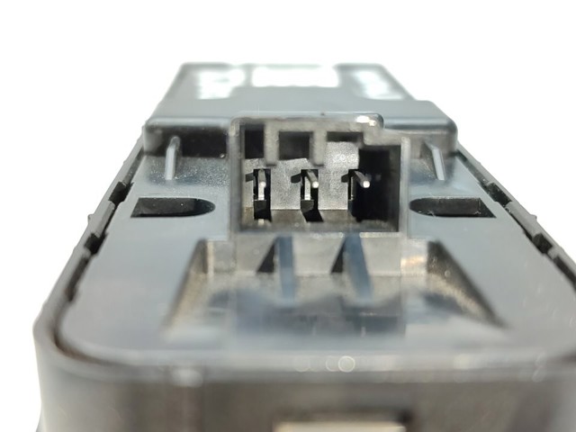 VOLVO 31453232 Interruptor de elevalunas delantera izquierda comprar Tarragona