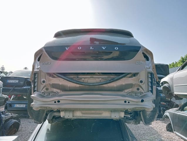 31457727 VOLVO Puerta trasera  en stock Gandía