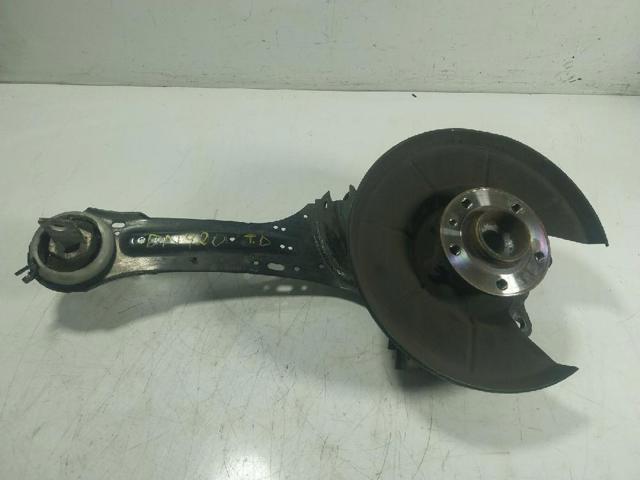 Buje delantero del brazo longitudinal trasero 31476188 VOLVO