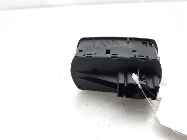 315625731 OPEL Interruptor de elevalunas delantera izquierda  en stock Córdoba