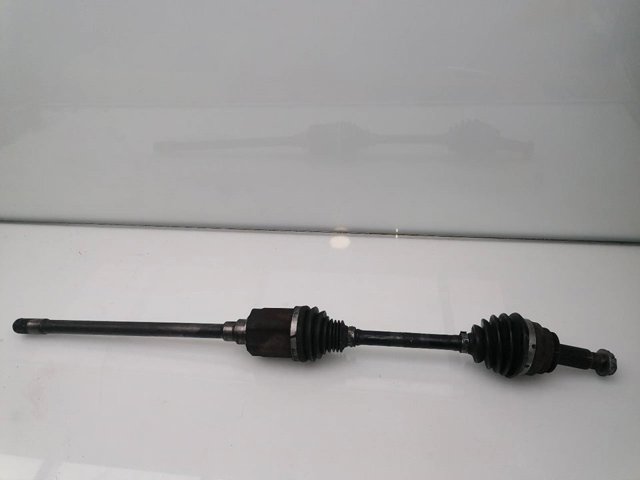 Semieje delantero derecho 31607545126 BMW