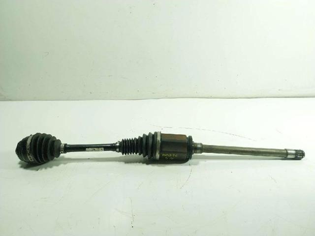 Semieje delantero derecho 31607618678 BMW