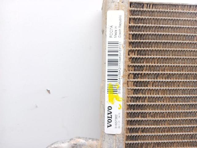VOLVO 31657362 Radiador adicional de refrigeración del motor comprar Pamplona