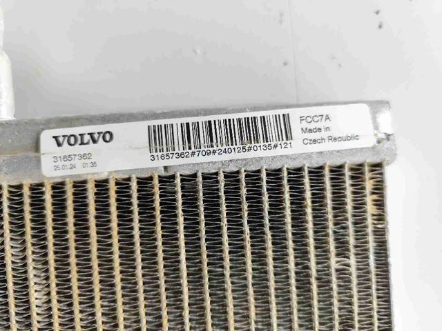 31657362 VOLVO Radiador adicional de refrigeración del motor comprar Alcalá