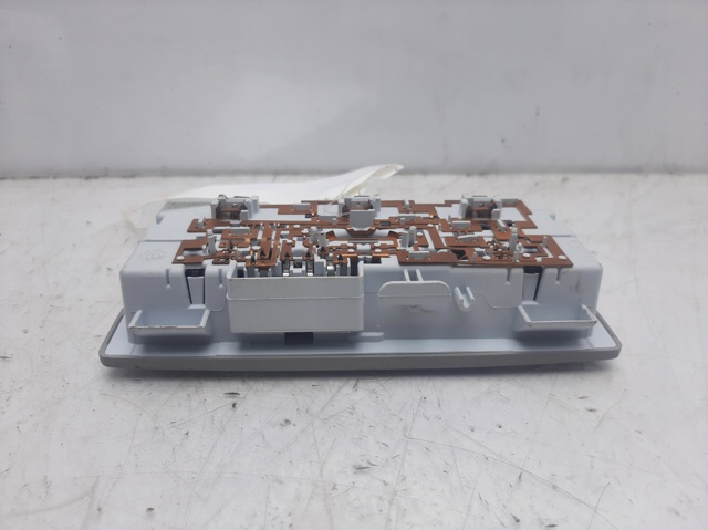 316627975 Luz de freno trasera adicional  disponible Burgos